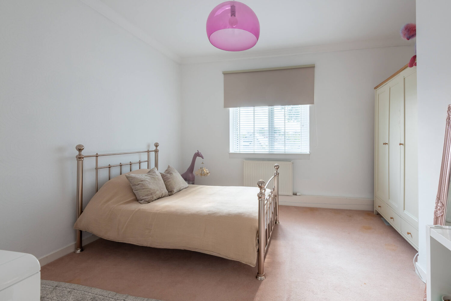 25.-Bedroom