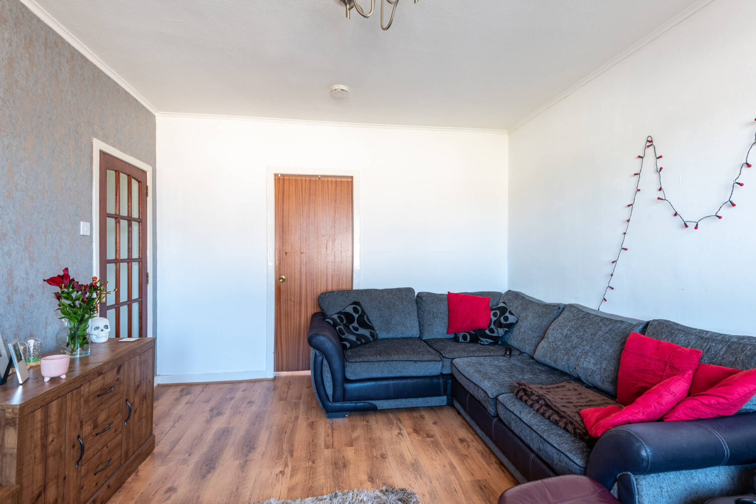 6.-Lounge-view-1